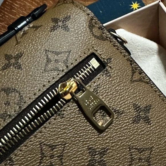 ***SOLD***** BNIB Louis Vuitton Pochette Metis Reverse 2021 - Picture 12 of 16